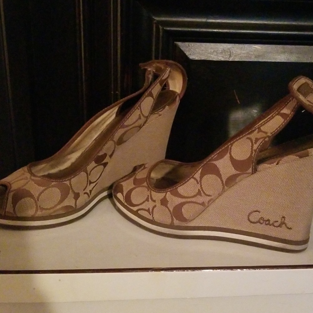 Coach wedges